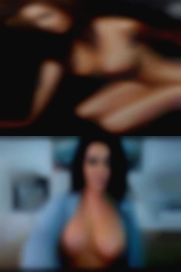 Lets horny fuck girls all night long.